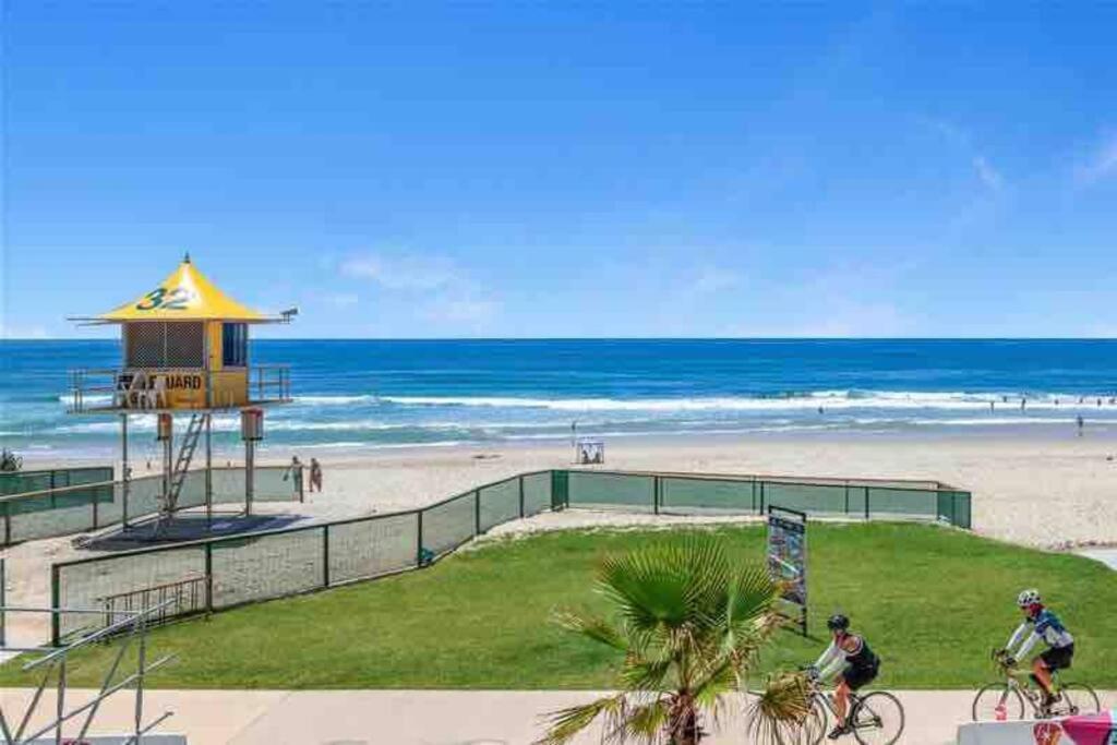 Apartment Surfers Paradise - Beachfront *