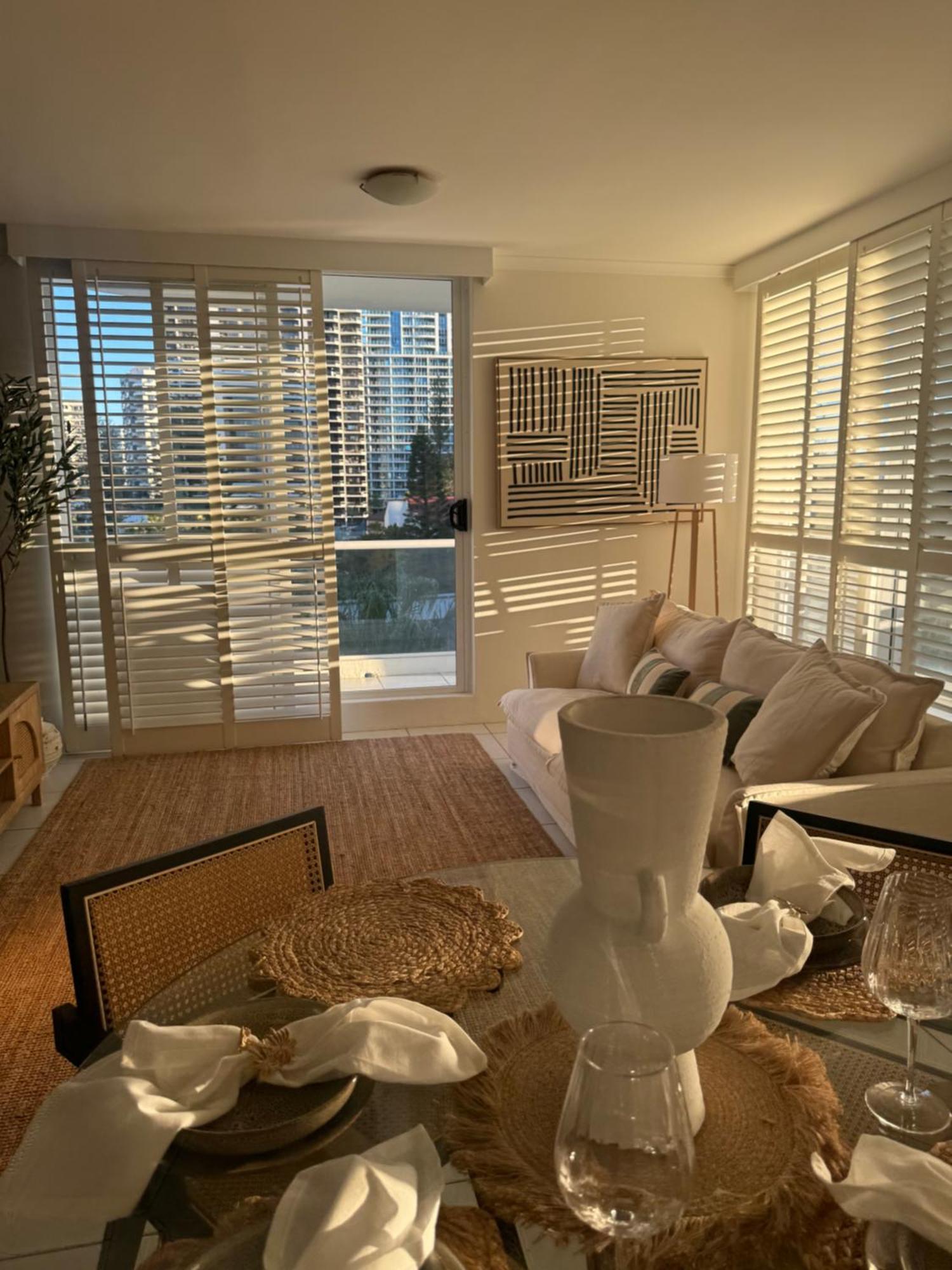 Surfers Paradise - Beachfront Gold Coast