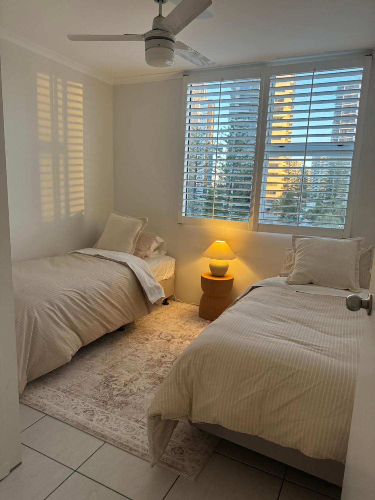 Apartment Surfers Paradise - Beachfront