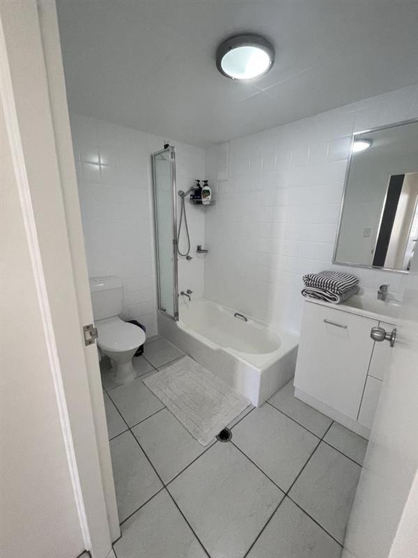 Surfers Paradise - Beachfront * Gold Coast